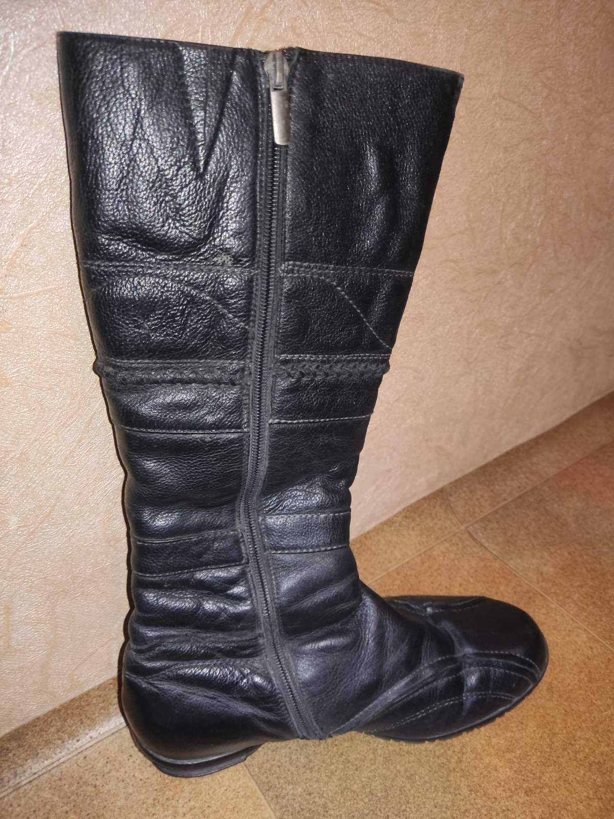 Сапожки Жіноче взуття, натуральна шкіра - 38 р. Сапоги зимние, кожаные