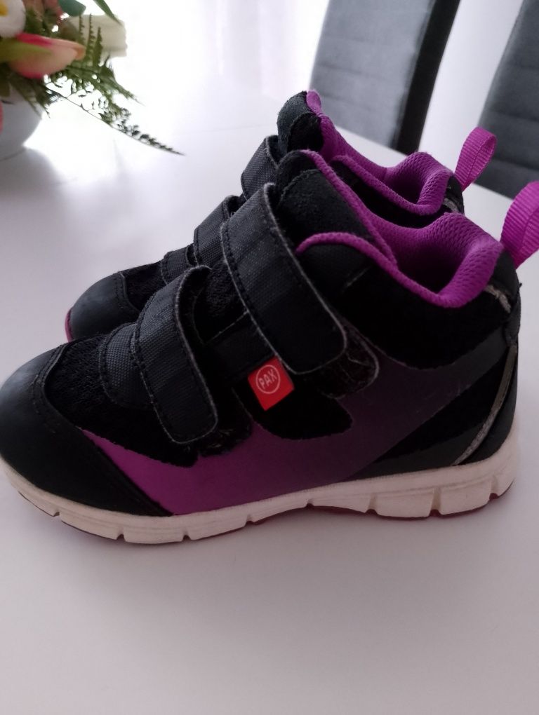 Adiday firmy Pax rozmiar 26