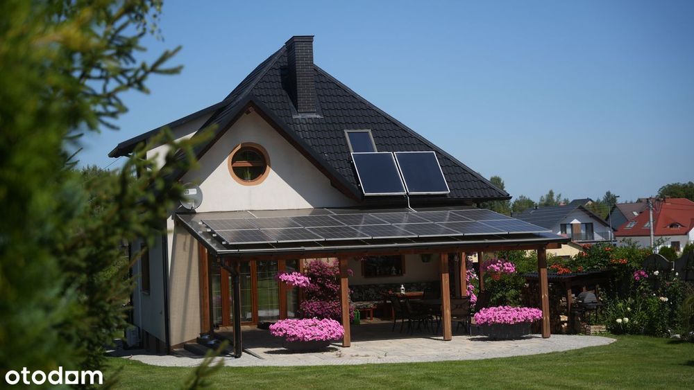 Piękny dom - w mieście, a jak na wsi! OKAZJA! Piękna działka!