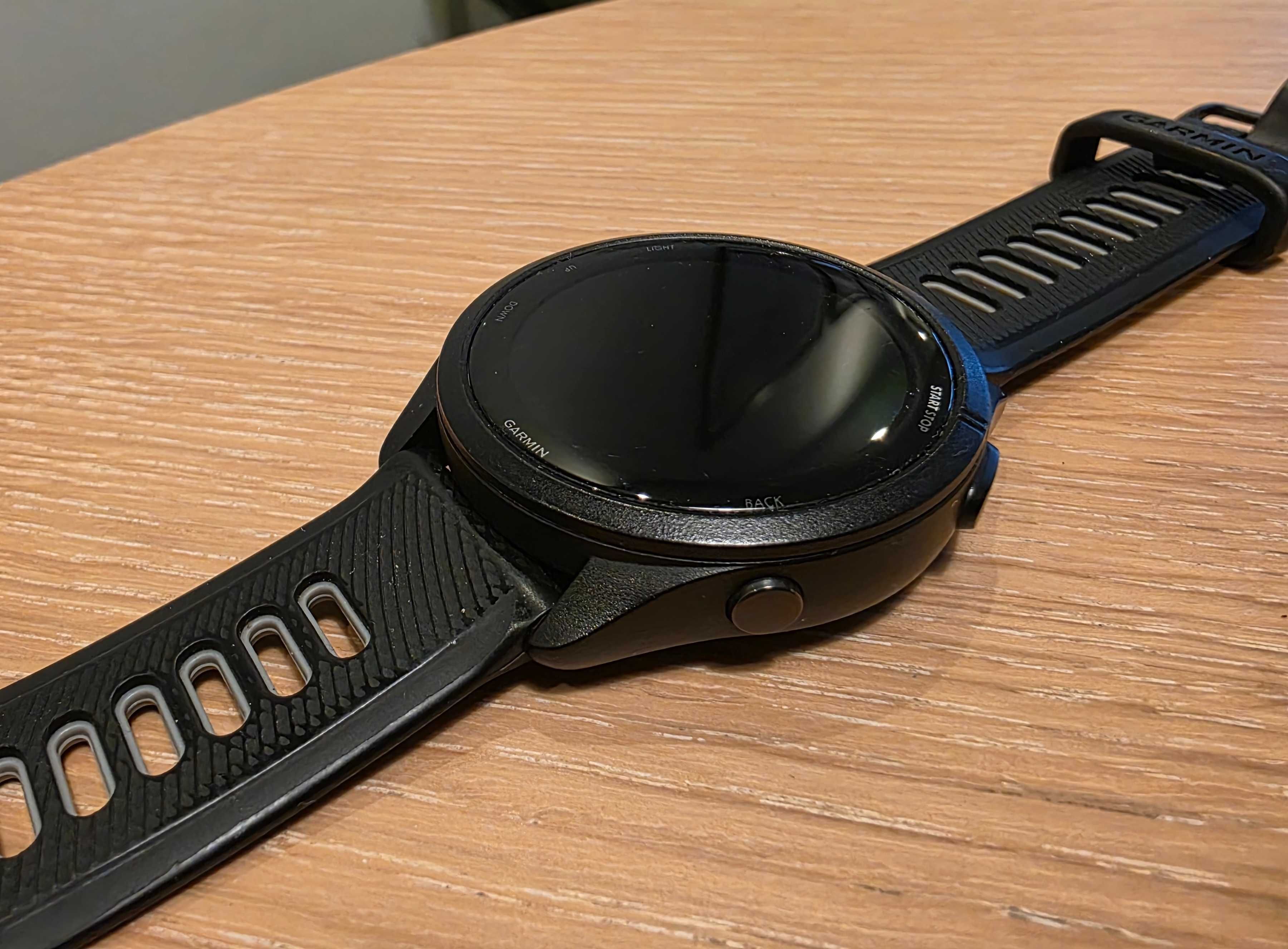 Garmin Forerunner 265, 46mm, czarny, gwarancja