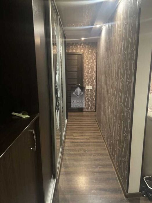 Продам 3-кімнатну квартиру в Шевченківському районі, вул. Брюлова