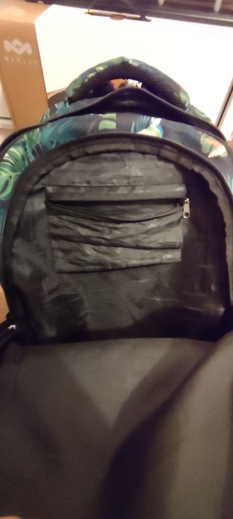 Plecak Back Up szkolny wielokomorowy używany