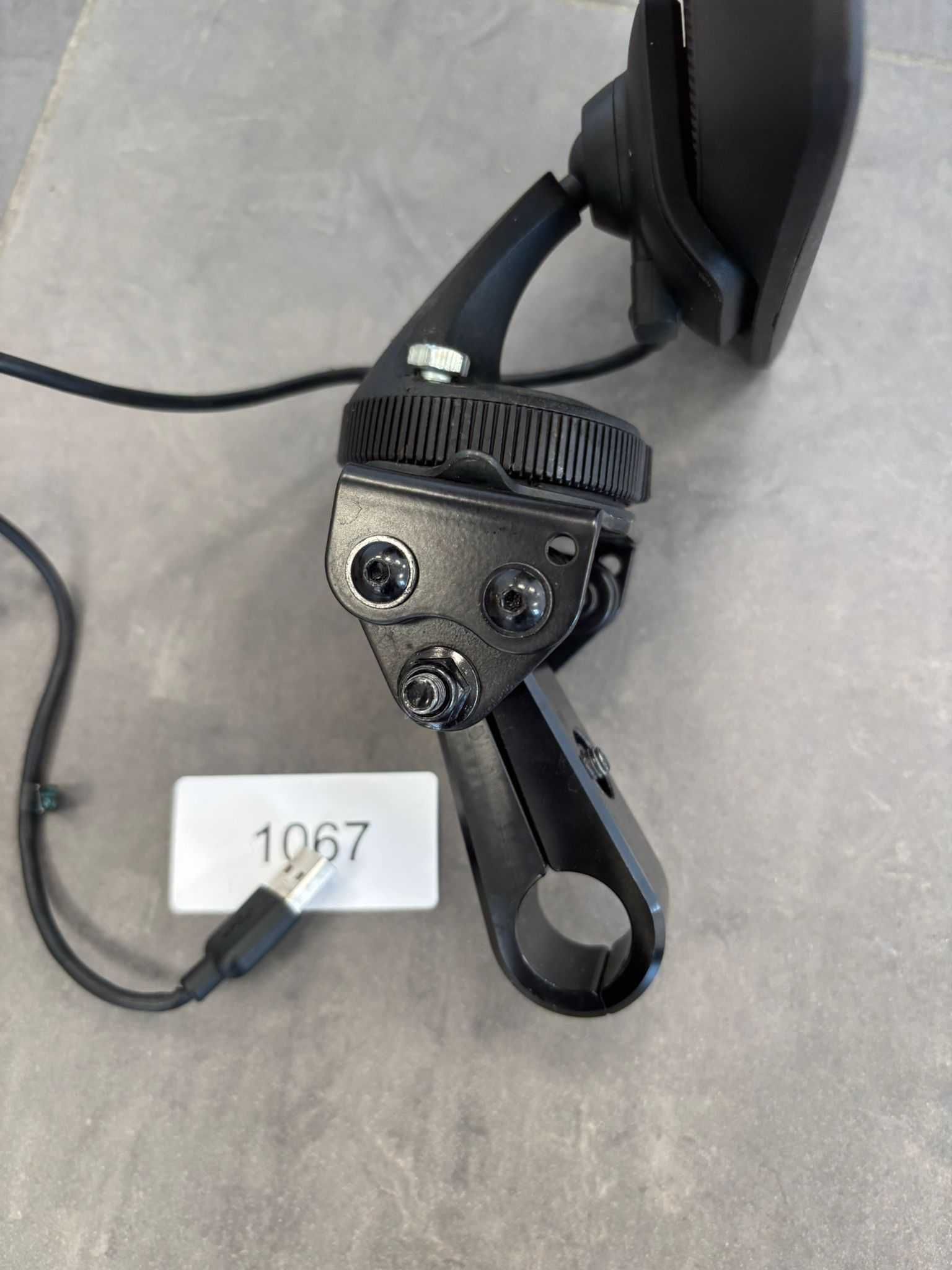 Nawigacja Motocyklowa TomTom Go Esential Komplet Sprawna [1067]