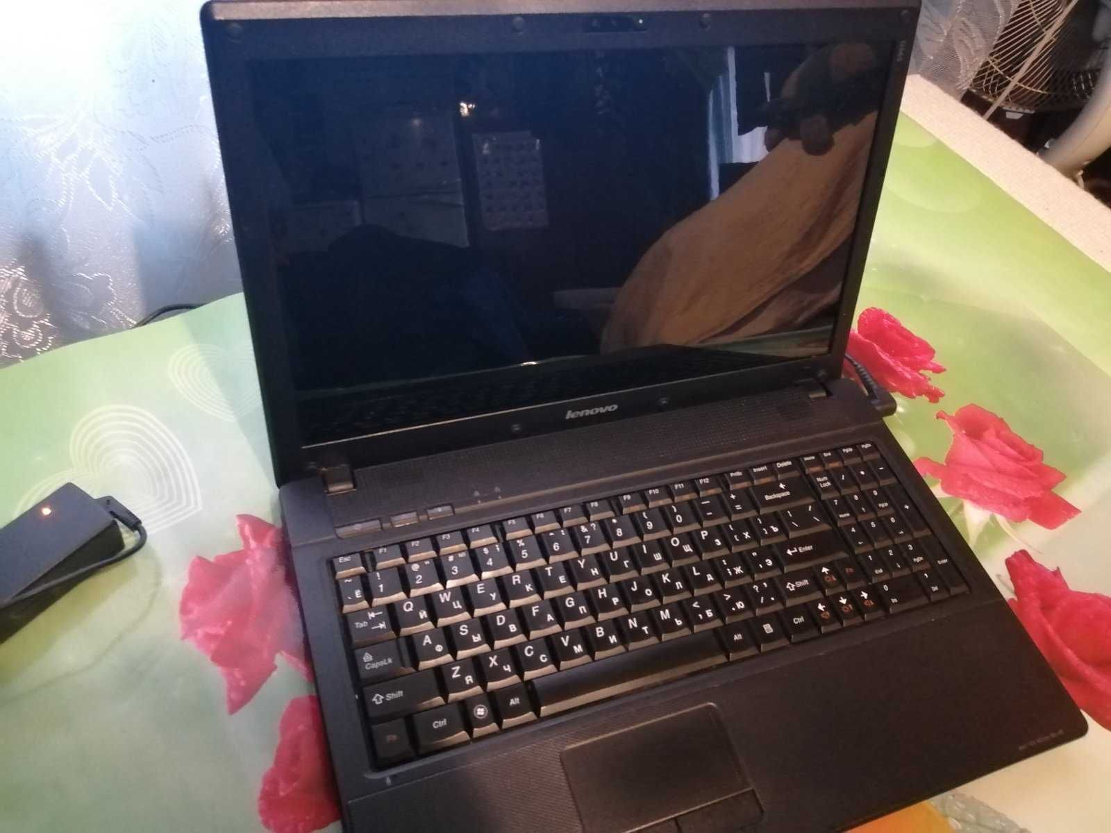 Ноутбук Lenovo G560