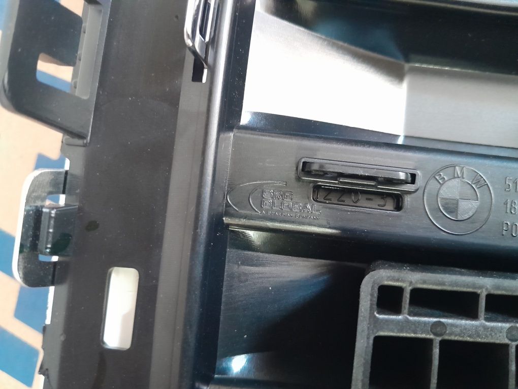 Grill Atrapa BMW 7 G70 CHROM Podświetlany