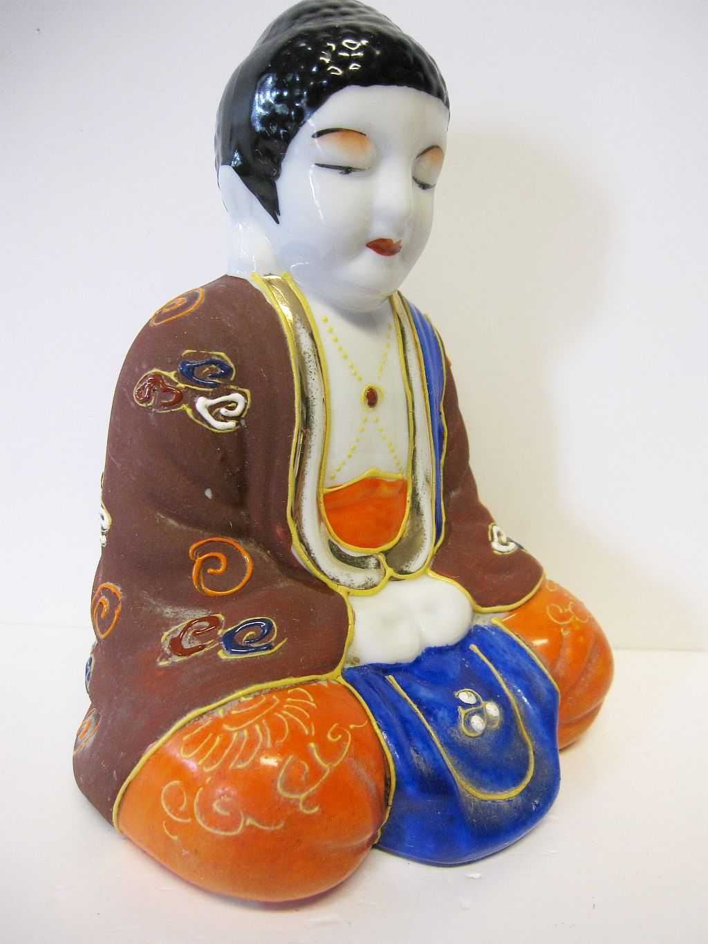 vintage figura asiática de um Buda em porcelana pintada à mão