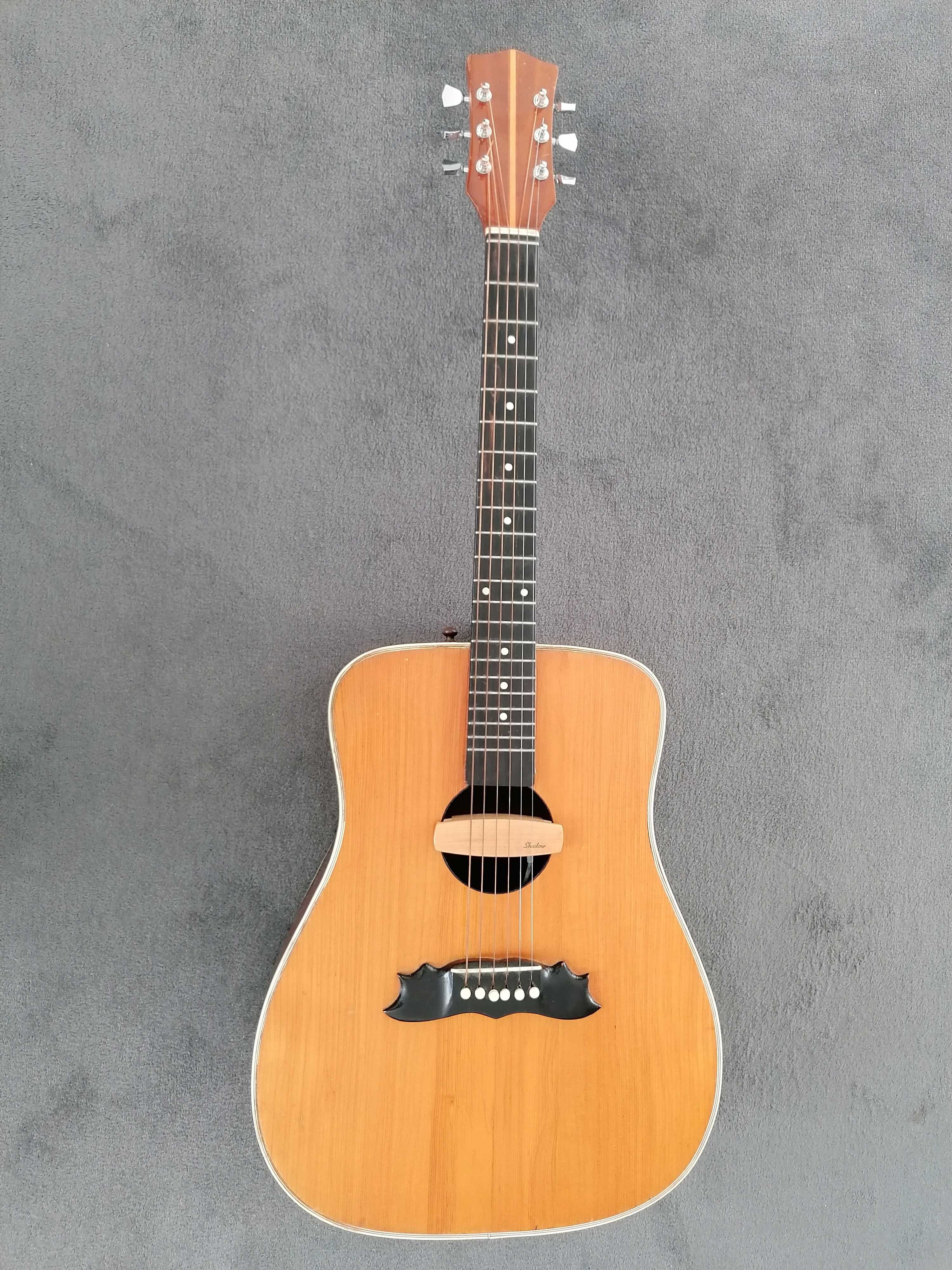 Sprzedam gitarę akustyczną z wbudowanym przetwornikiem Shadow