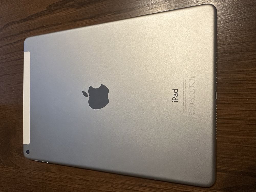Tablet iPad air 2 wi-fi + cellular 16 GB Silver A1567