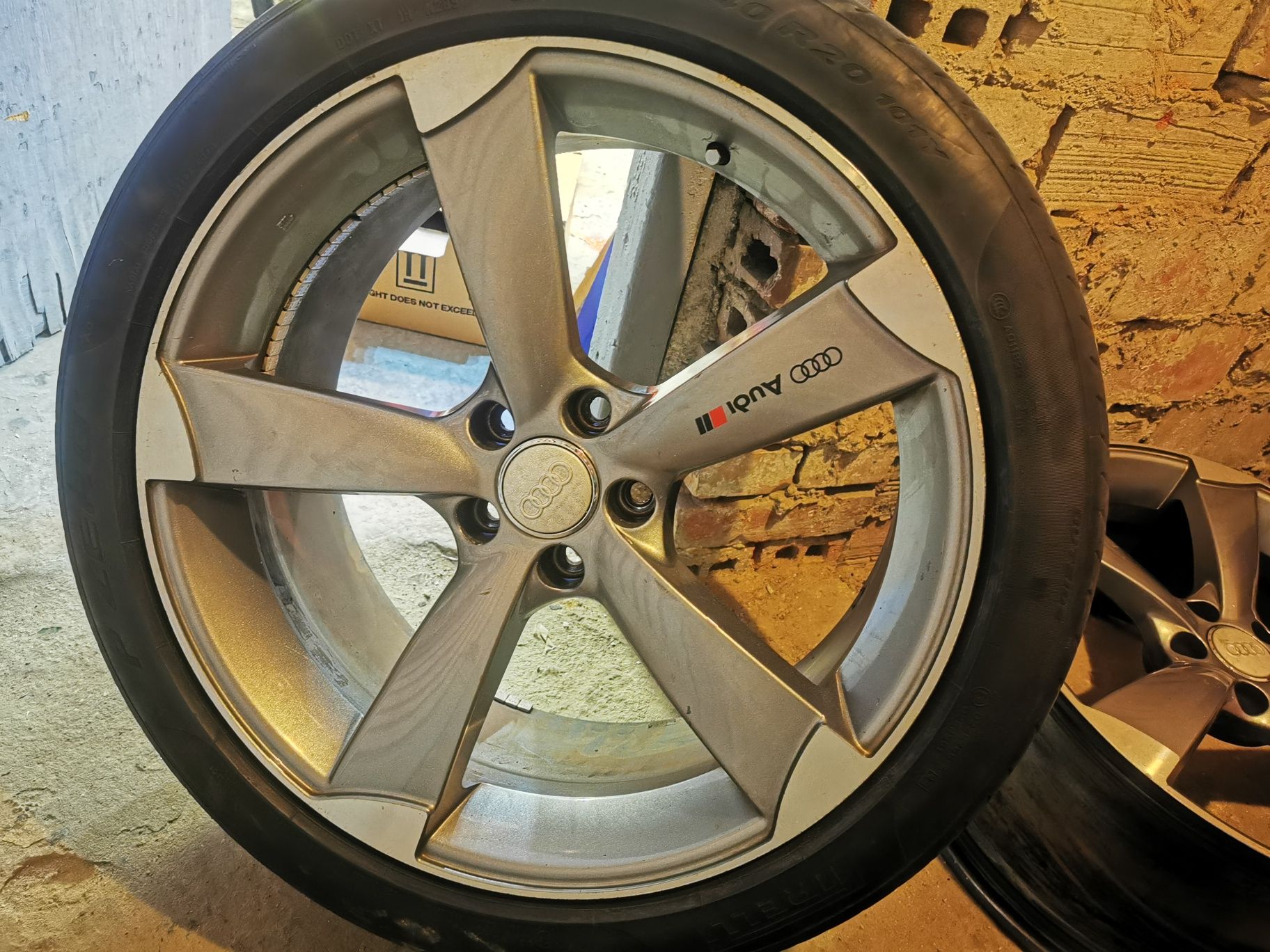 felgi R20 5x112,Rotor,1 szt uszkodzona,made in P.R.C.