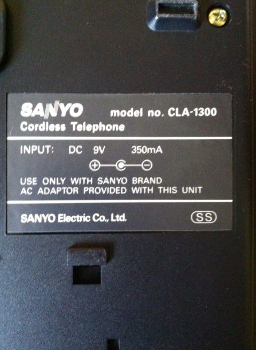 Telefon stacjonarny Sanyo z bezprzewodową słuchawką