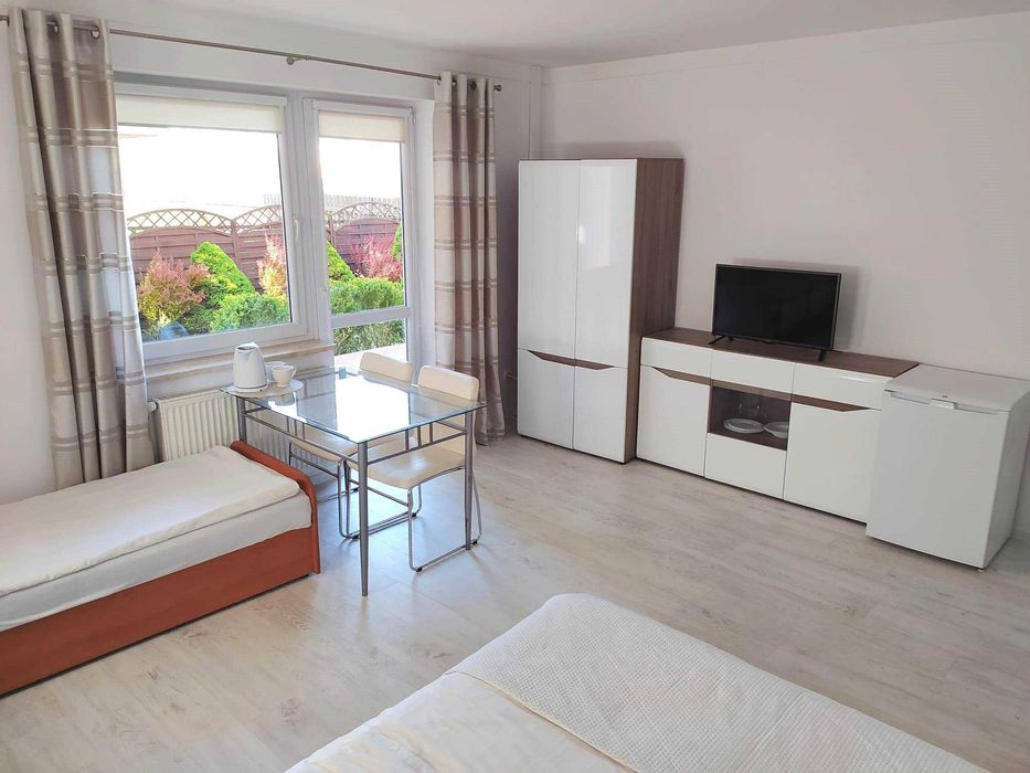 Pokój  z tarasem i łazienką na rok // bez wyprowadzki na sezon