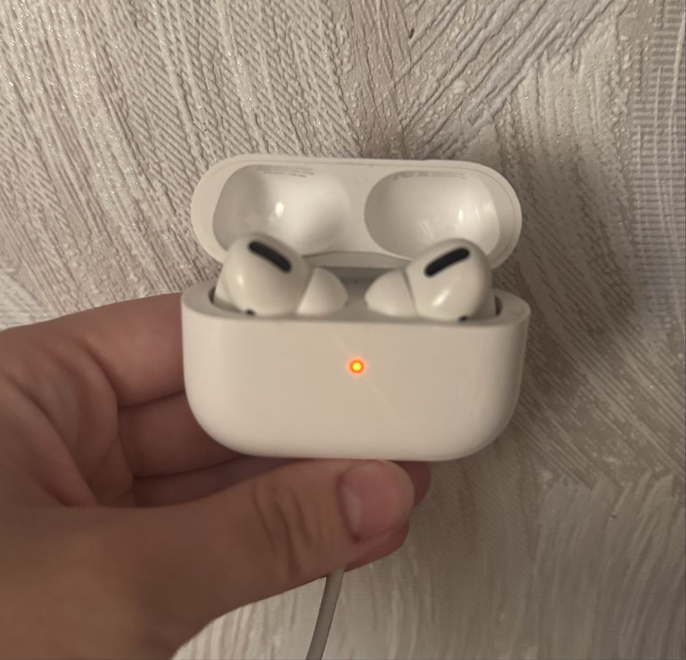 Бездротові навушники Apple AirPods Pro
