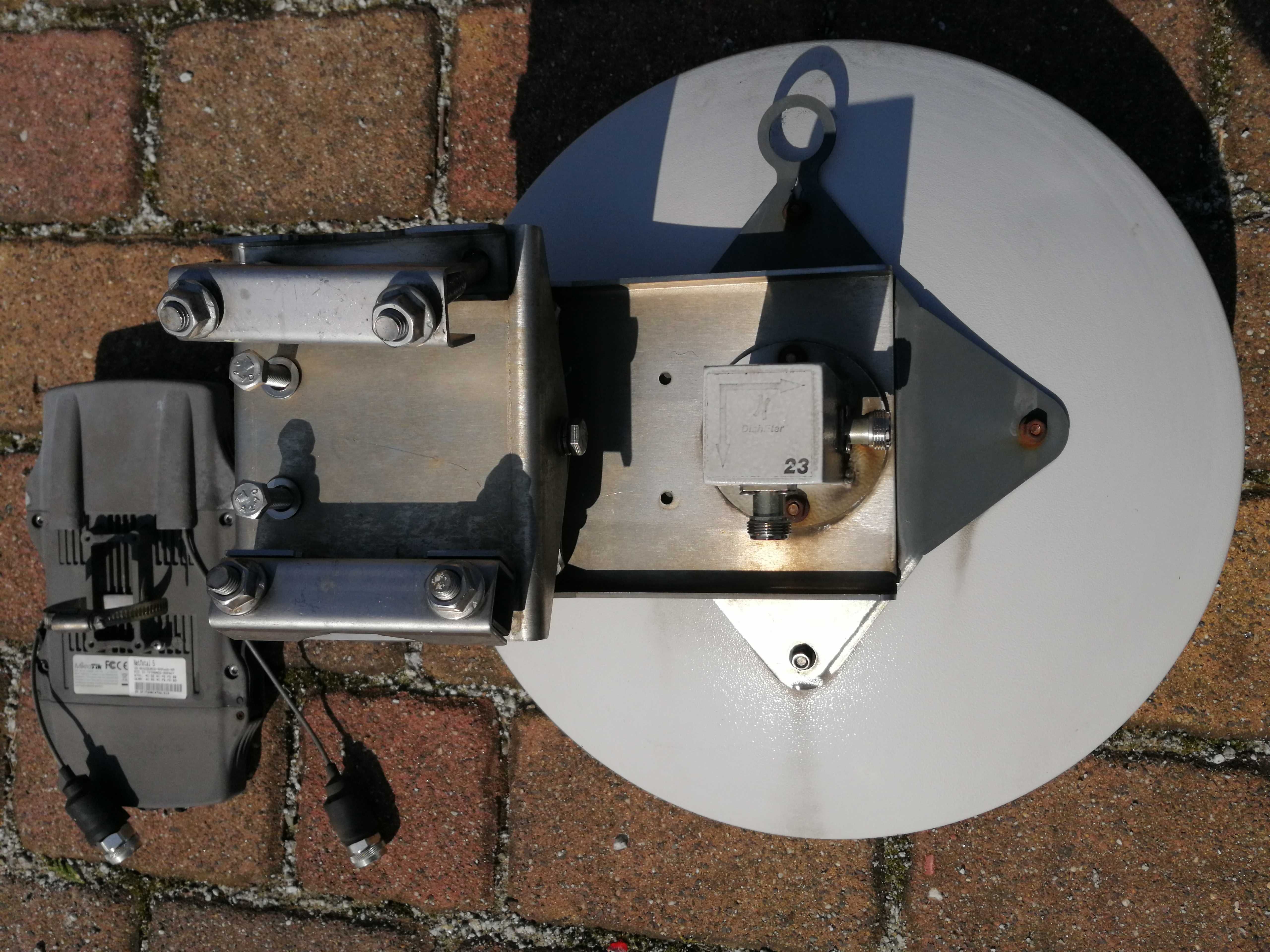 MikroTik NetMetal 5 (RB922UAGS-5HPacD-NM)