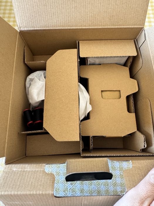 Maquina Canon R50 NOVA