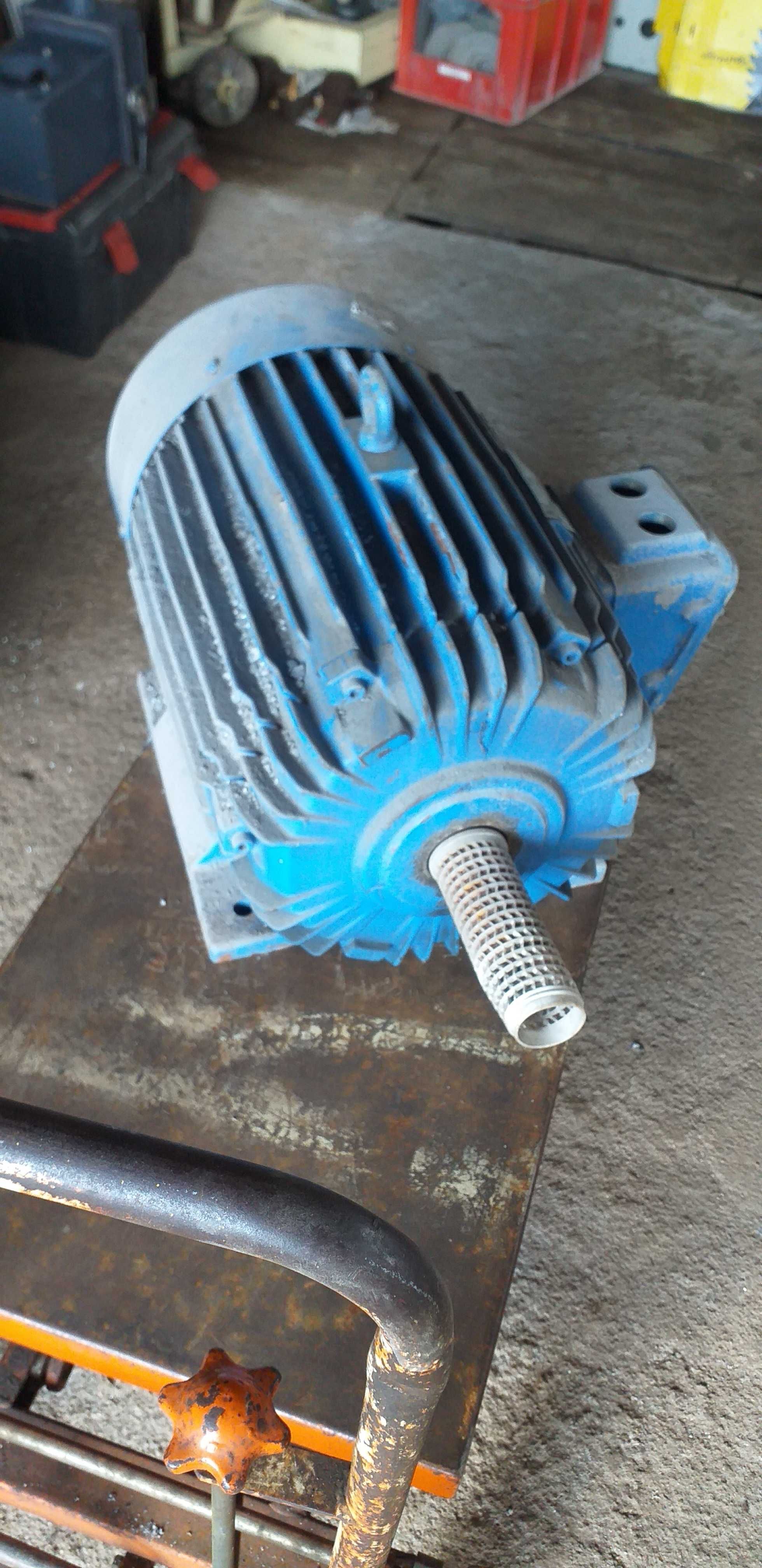 Motor 40 cv novo