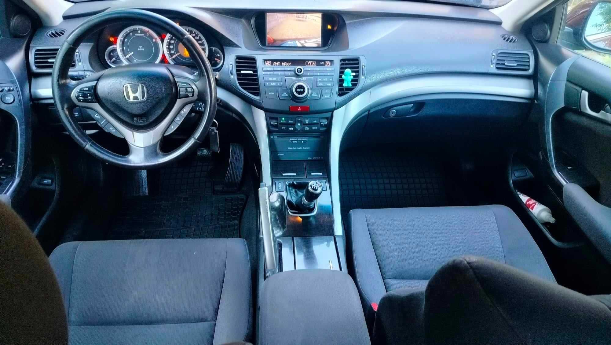 Pilnie sprzedam hondę accord