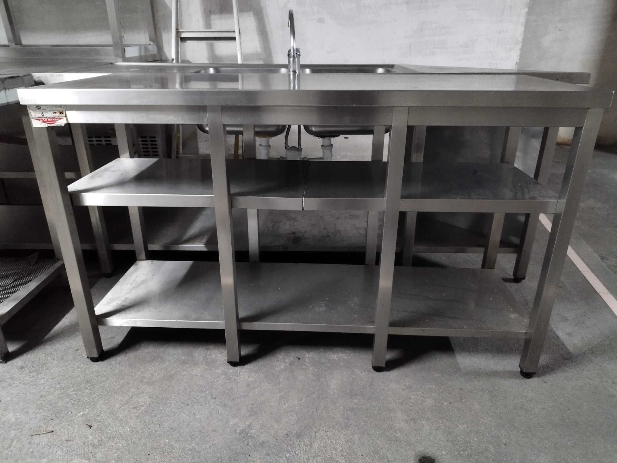 Balcão INOX em ótimo estado de conservação