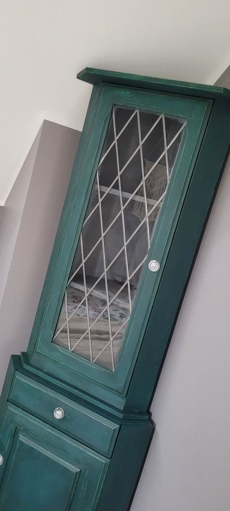 Komoda, witryna z szybą starodawna, retro, odnowiona