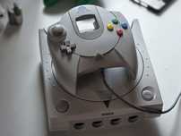 Sega Dreamcast pal kontroler kolor zachowany