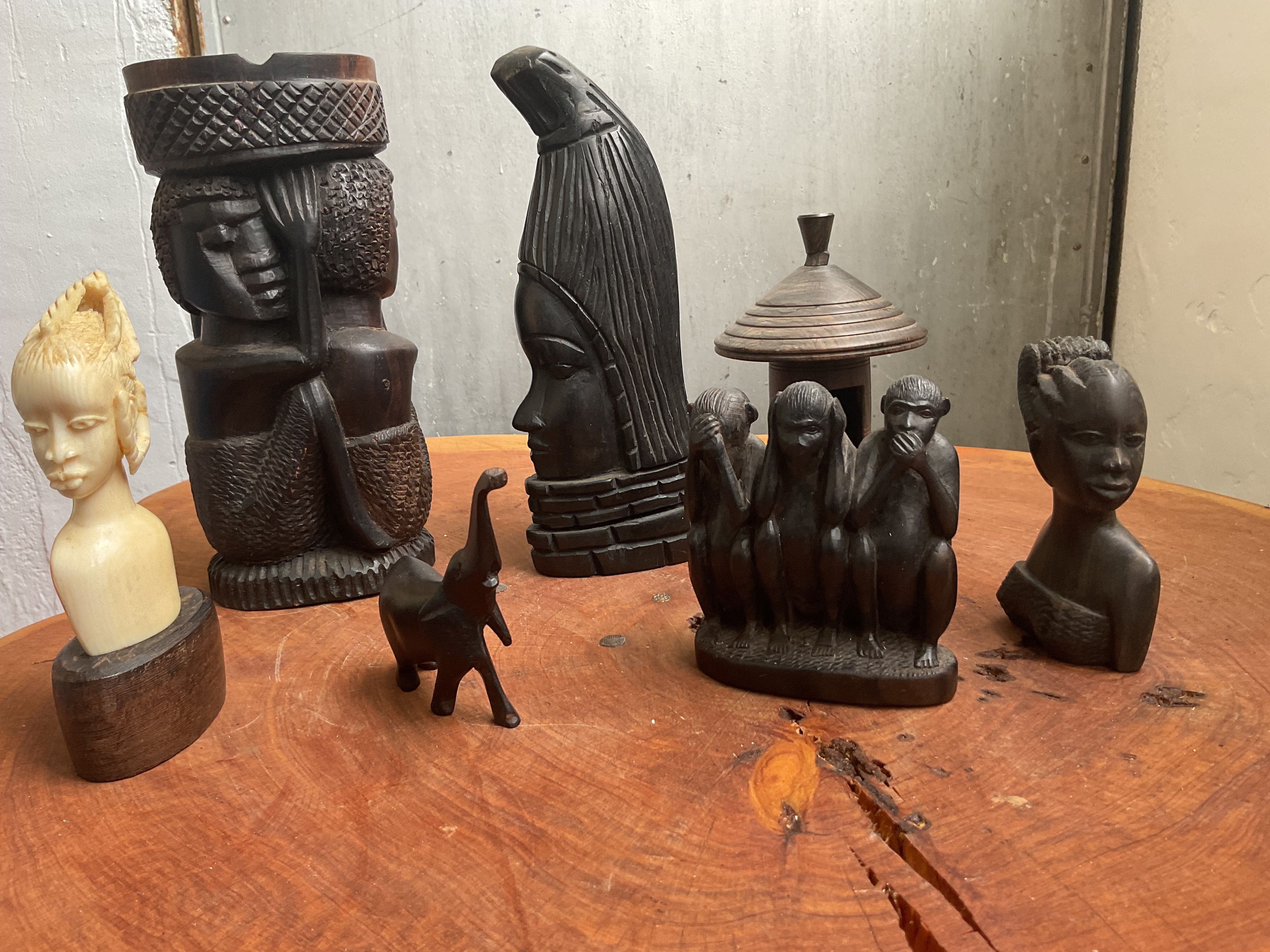 Estatuetas africanas