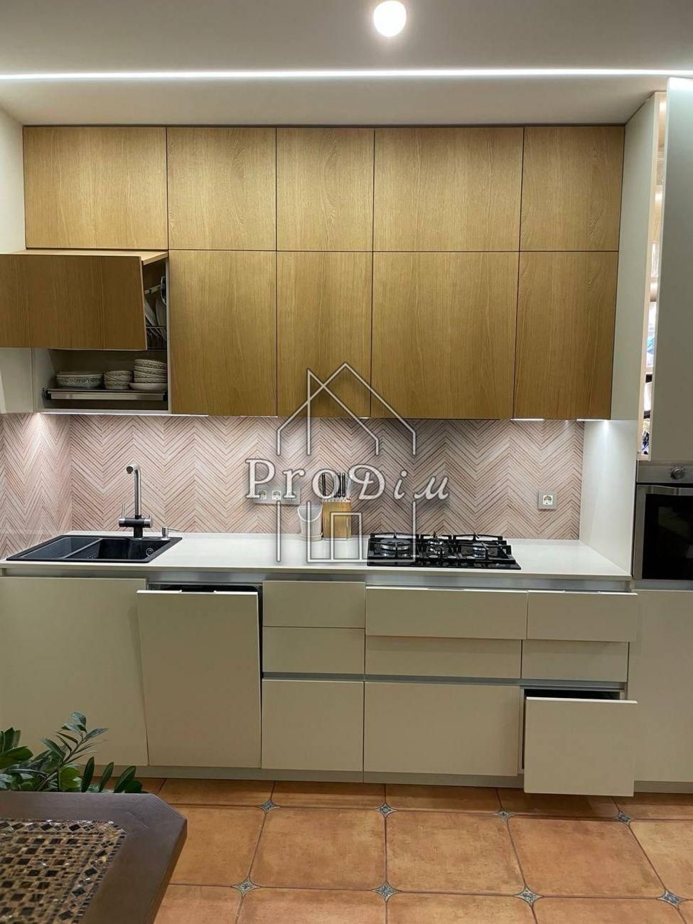 Продаж 4к квартири 210 м2 вул.Тарасівська, Центр, Царський будинок