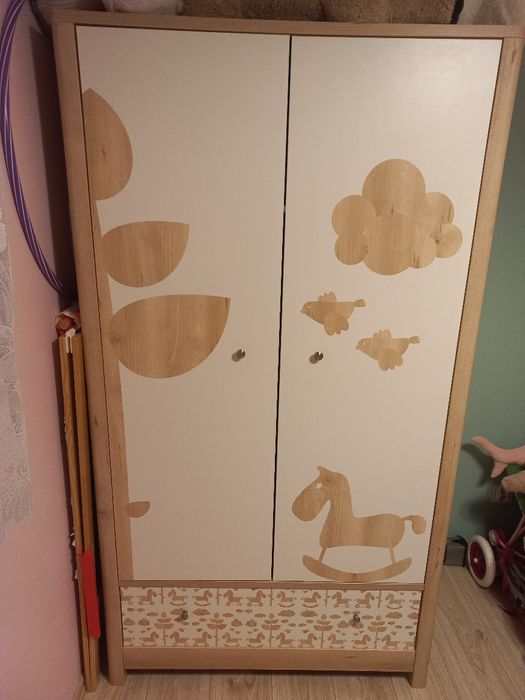 Szafa do pokoiku dziecięcego serii Timon BRw