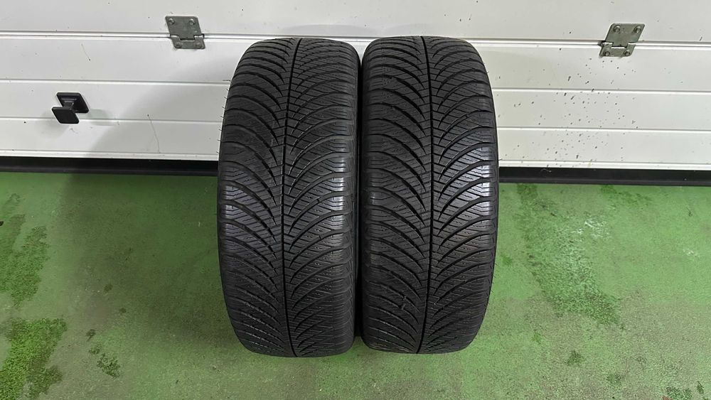Para 205 55 R16 91H M+S GoodYear Vector4Seasons bieżnik 2x7mm