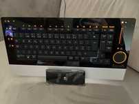 Teclado Logitech bluetooth e carregador