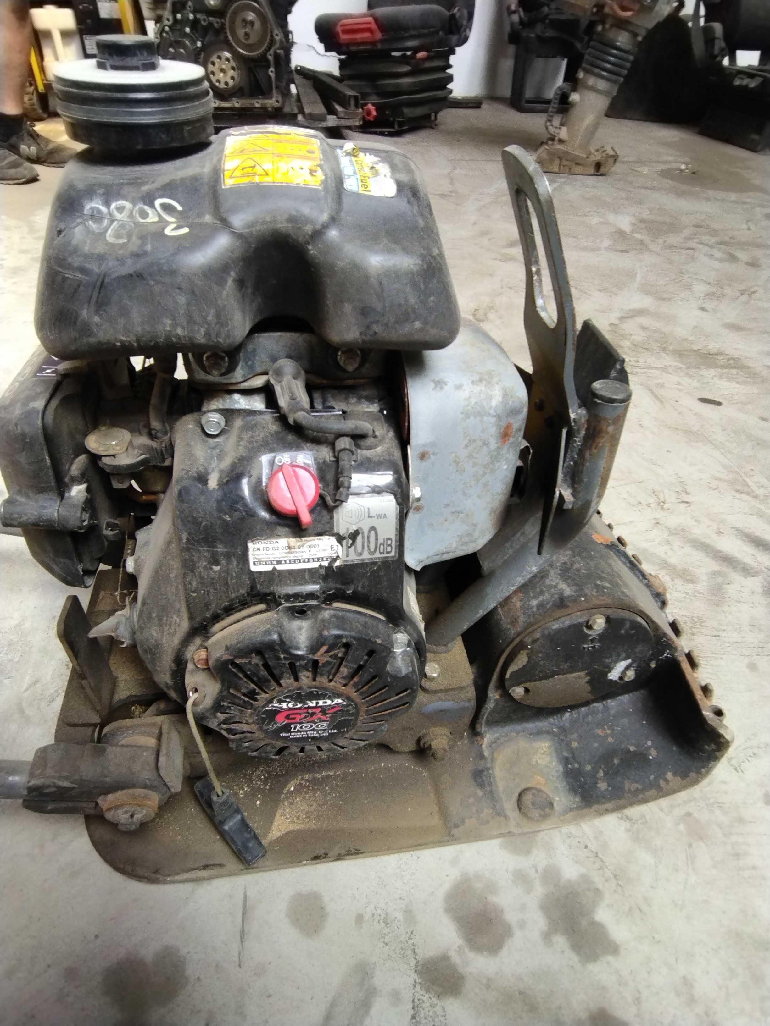 Zagęszczarka 55 kg atlas copco lf60 2017 r