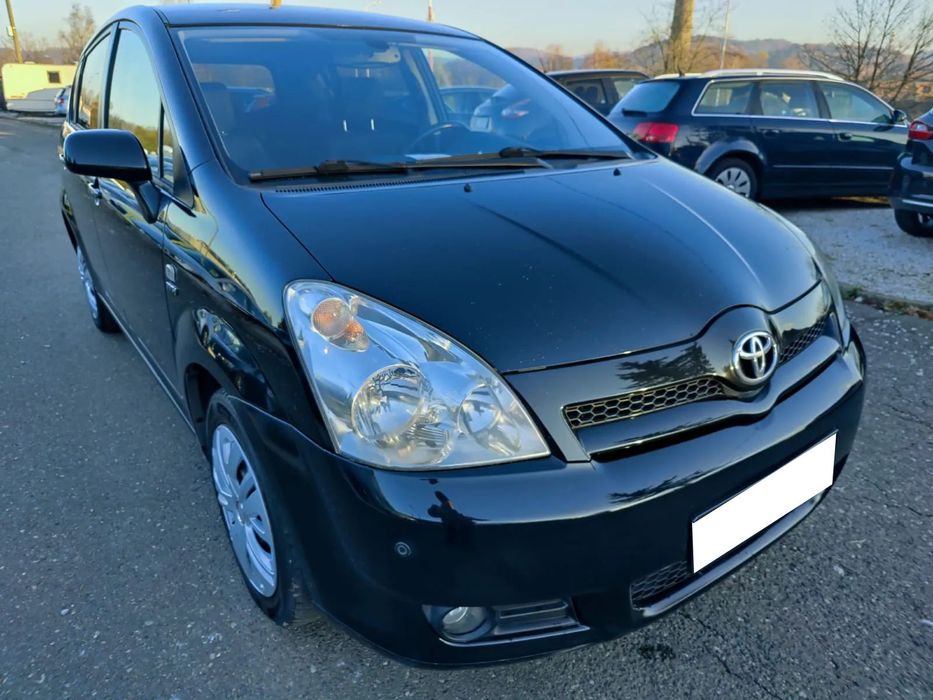 Toyota Corolla Verso 1.8 Zarejestrowany Parctronic przód+tył_Tempomat_Nowy Akumulator