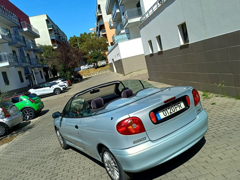 Renault Megane cabrio impecável