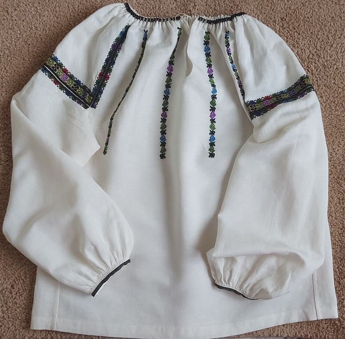 Вишиванка (вишита сорочка)