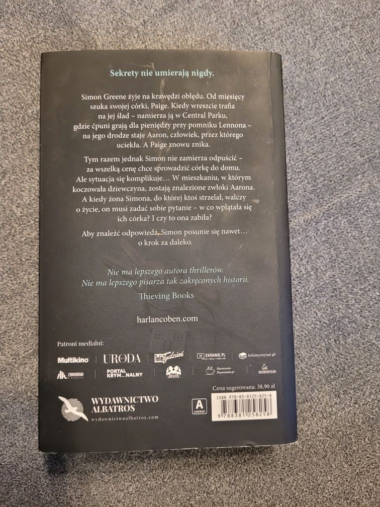 Harlan Coben " O krok za daleko"
