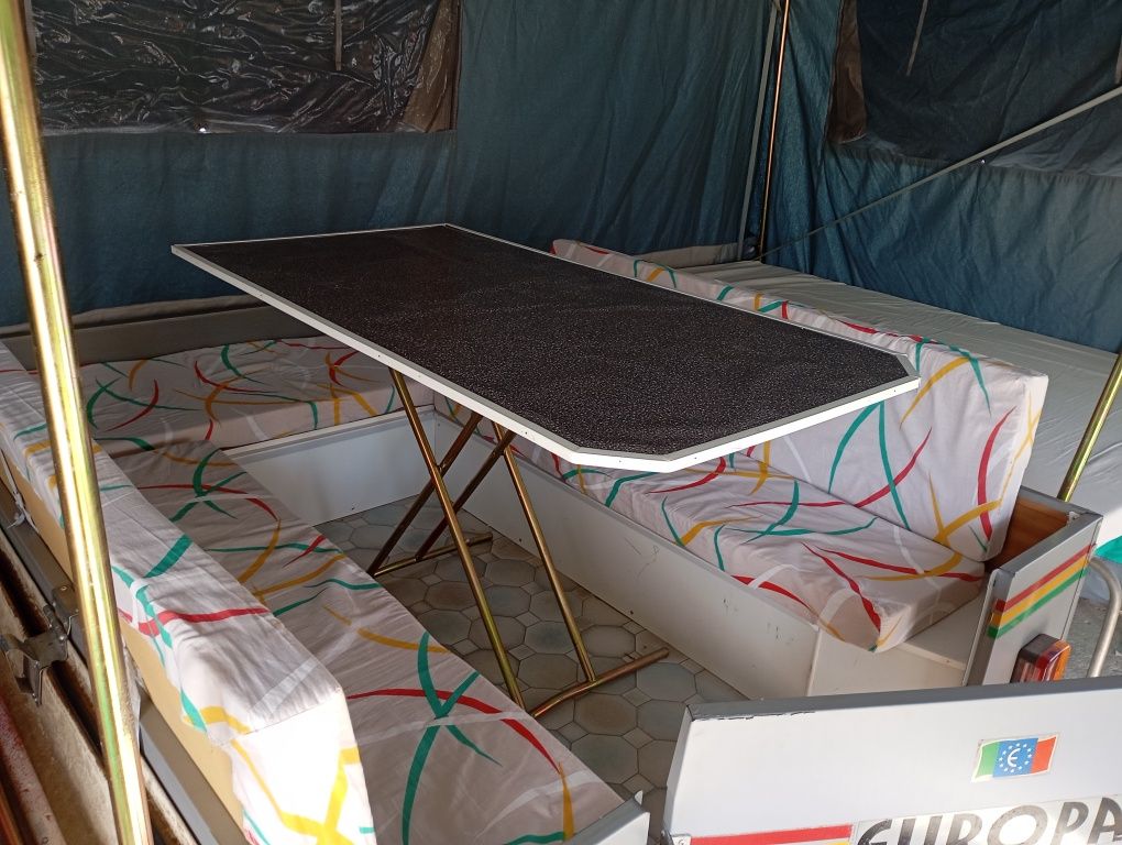Auto tenda Europa 1.8