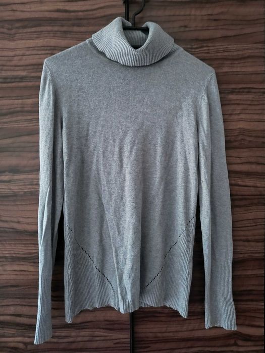 Szary golf marki promod