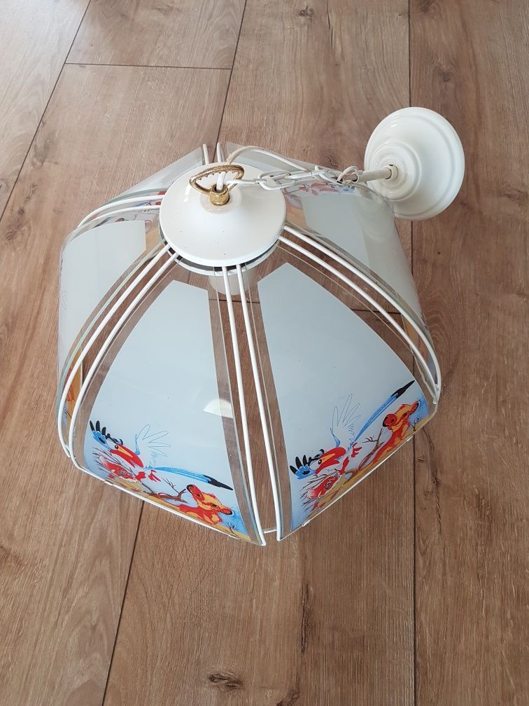 Lampa do pokoju dziecka
