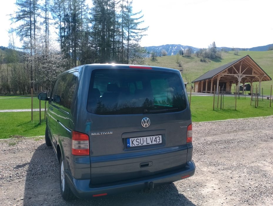 Volkswagen multivan T5 2.5tdi