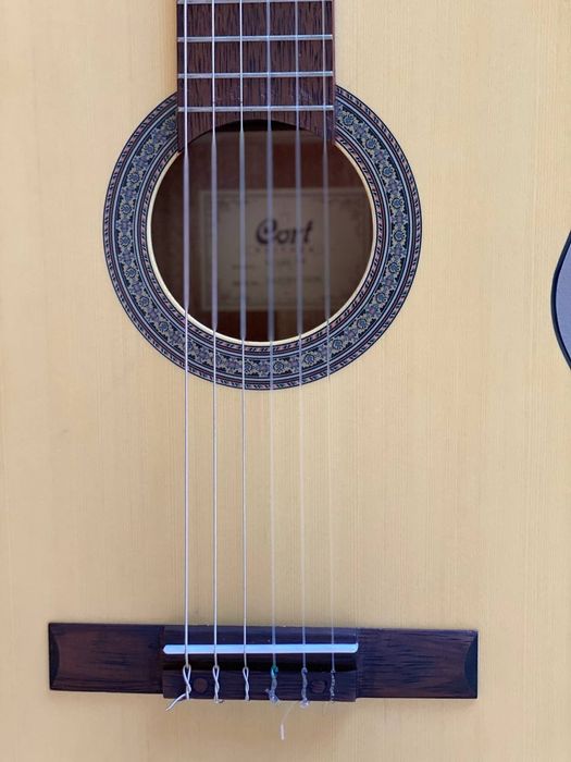 Клacичнa гітapa CORT AC100+чохол в подарунок