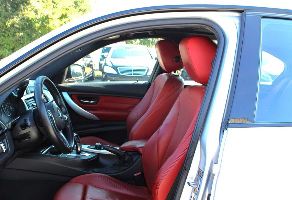 BMW 328i      2015