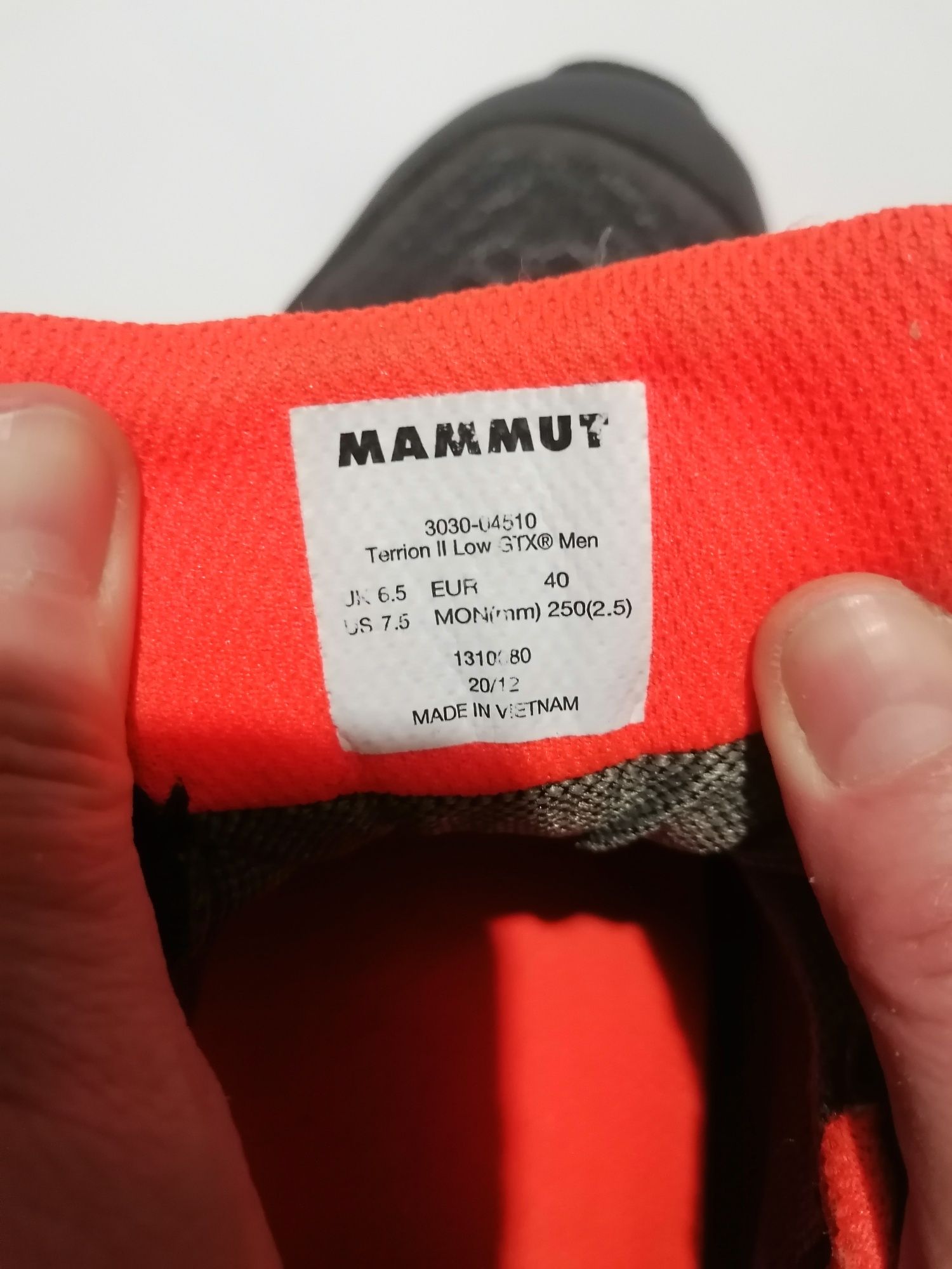 Ботинки mammut Terrion II low gtx 40р