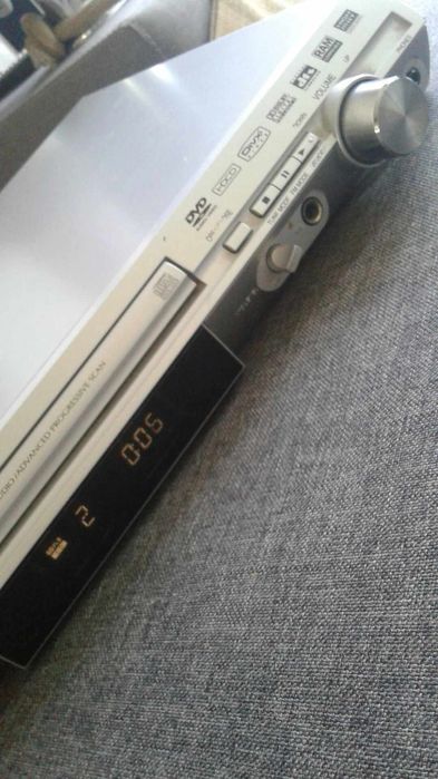 Panasonic  Доиашний кинотеатр SA- HT 335 80 W