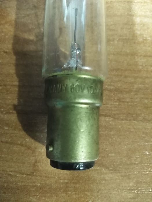 Лампочка 60 вольт. 10 ват.