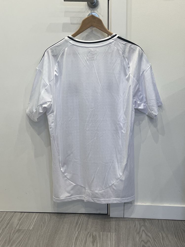 Camisa Principal Real Madrid 2025