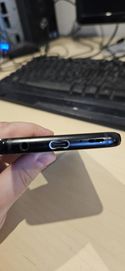 Samsung S9 lekko stuknięty na rogu