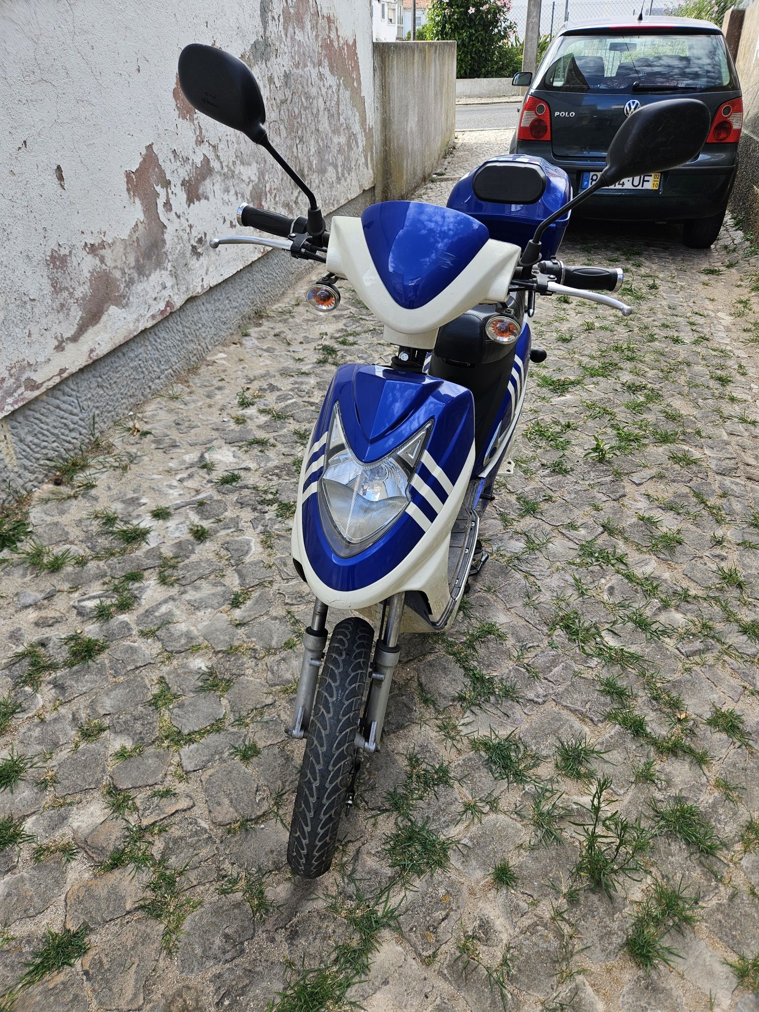 Mota eléctrica em bom estado