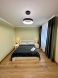 Сучасна! 2 кімнатна квартира з дизайнерським ремонтом.  біля Стадіону