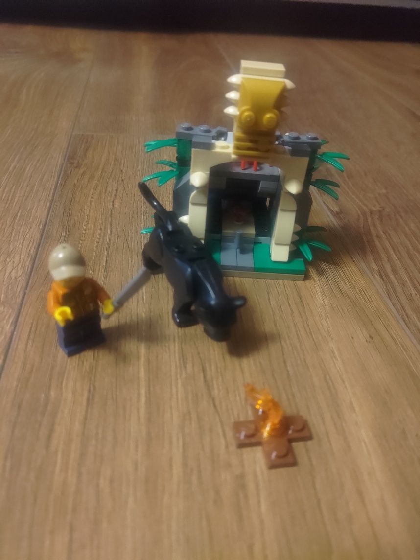LEGO city  60159  Misja półgąsienicowej terenówki