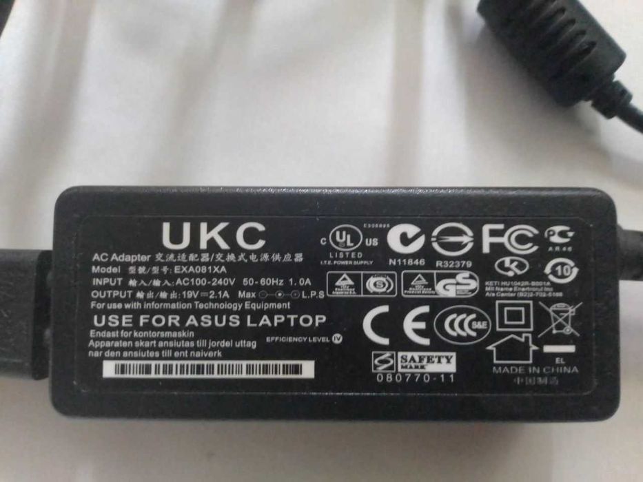 Продам зарядний пристрій для ноутбука Нетбук Asus Eee PC 1201n