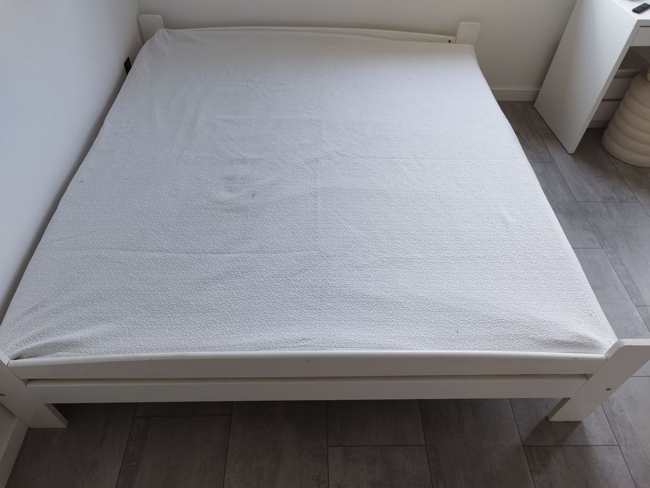 Łóżko 180x200 z materacem wellpur
