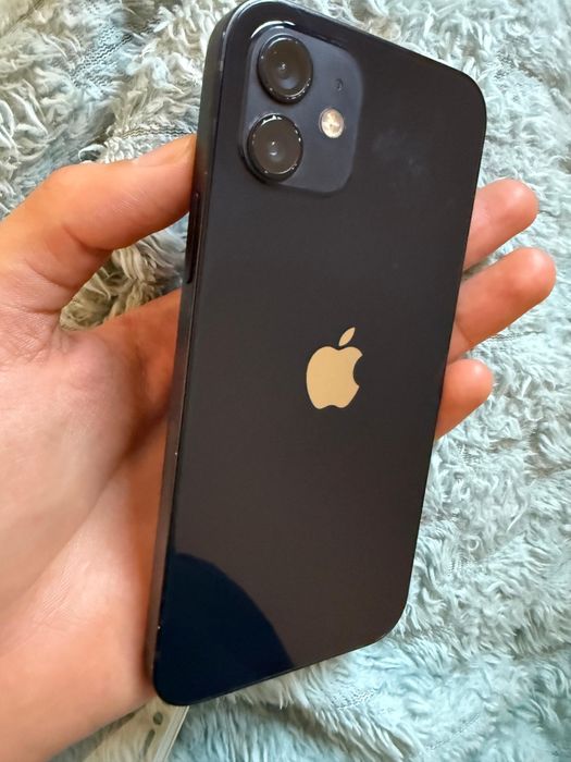 Iphone 12 64GB usado